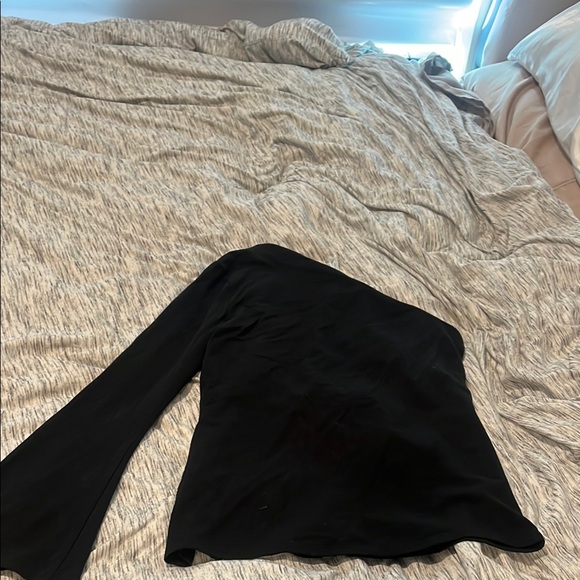 Black One-Shoulder Top - Picture 3 of 3